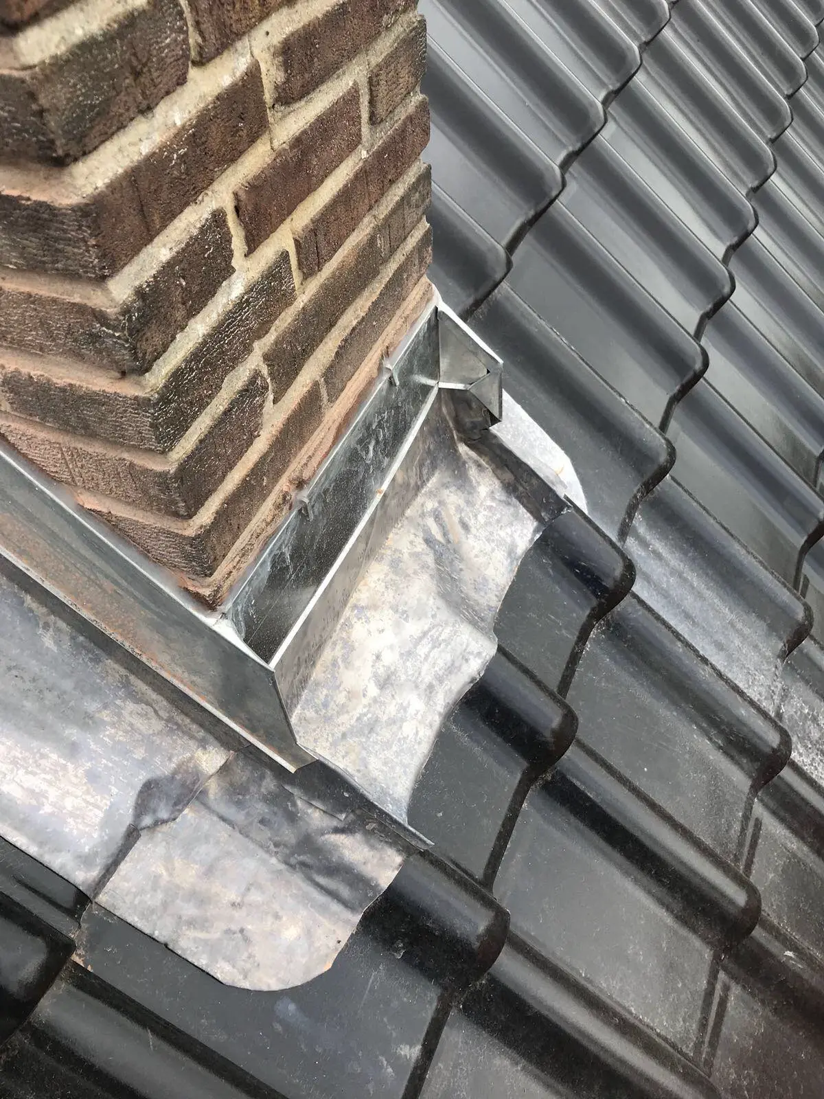 Réparation solin toiture Bruxelles